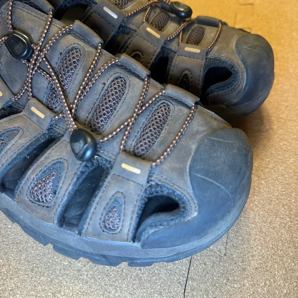 Skechers Louden Men Brown Fisherman Sandals Trail Hiking Shoes 204111 CHOC Sz 9
